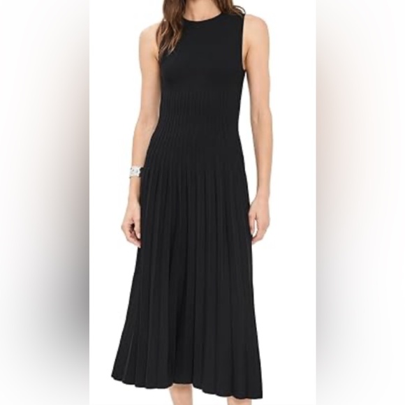 edited Dresses & Skirts - Chic Black Sleeveless Dress‎ women size small